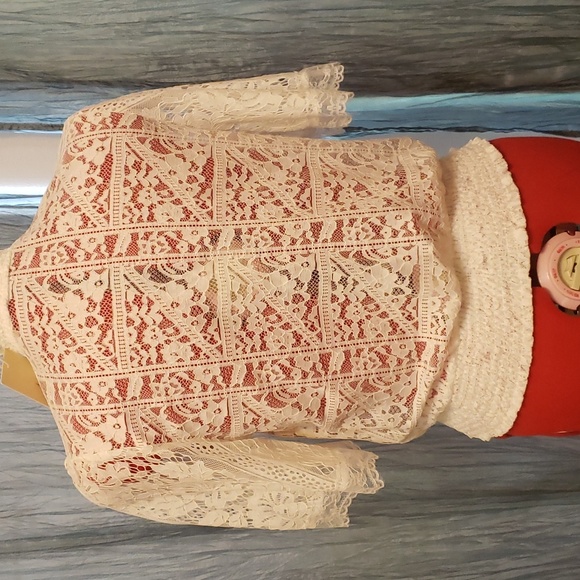 NWT Lace top - Picture 2 of 5